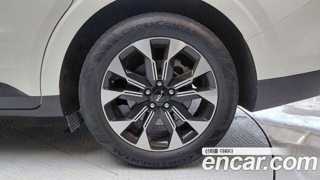 Kia Carnival 2022 — Photo 18/30