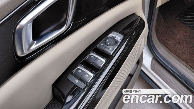 Kia Carnival 2022 — Şəkil 13/20