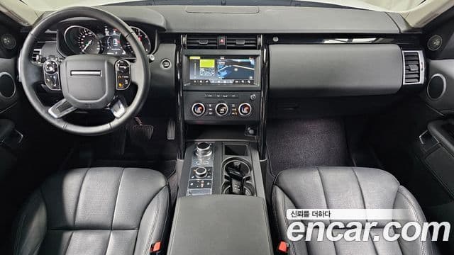 Land Rover Discovery 5 2020 — ფოტო 7/20