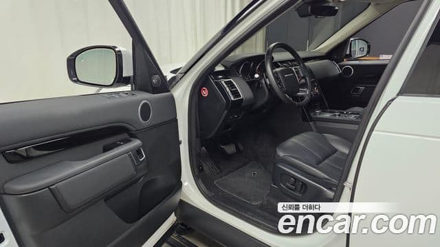 Land Rover Discovery 5 2020 — ფოტო 10/20