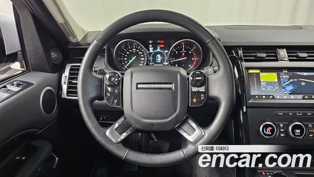 Land Rover Discovery 5 2020 — ფოტო 13/20