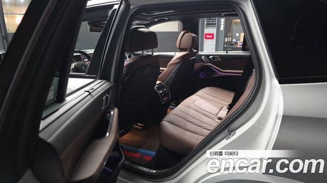 BMW X5 2025 — Photo 29/32