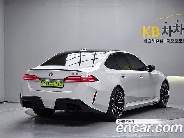 BMW M5 2025 — Şəkil 1/20