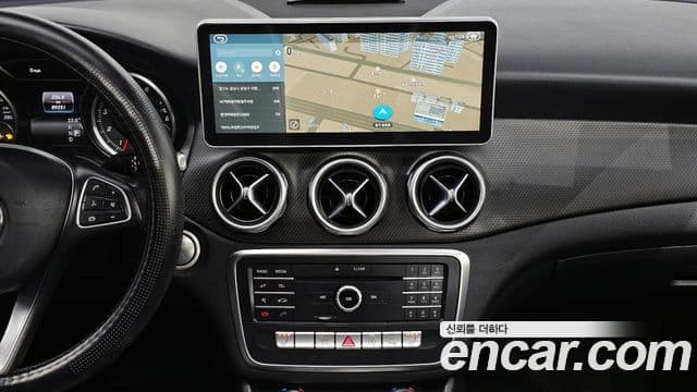 Mercedes-Benz GLA-Class 2018 — ფოტო 9/20