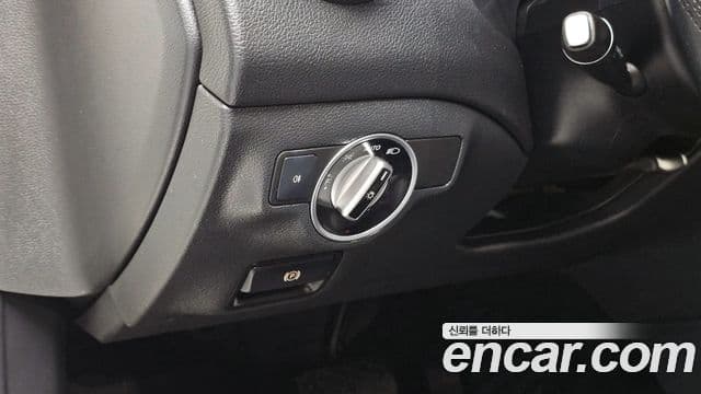 Mercedes-Benz GLA-Class 2018 — ფოტო 1/20