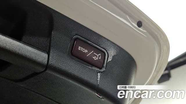 Mercedes-Benz GLA-Class 2018 — ფოტო 2/20