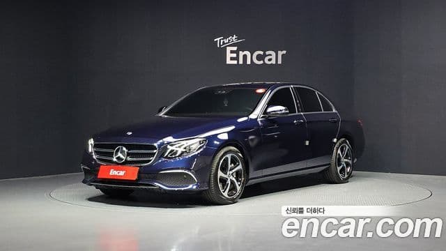 Mercedes-Benz E-Class 2020 — ფოტო 1/20