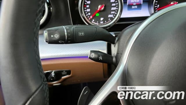 Mercedes-Benz E-Class 2020 — Şəkil 15/32