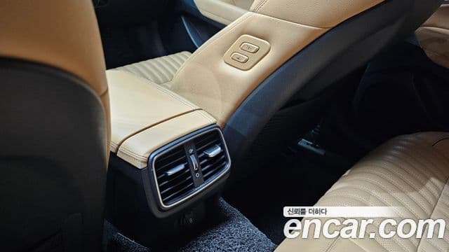 Genesis G70 2021 — Şəkil 18/20