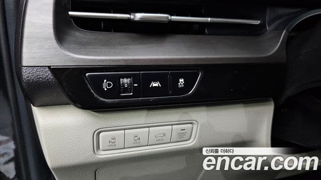 Kia Carnival 2020 — Фото 13/20