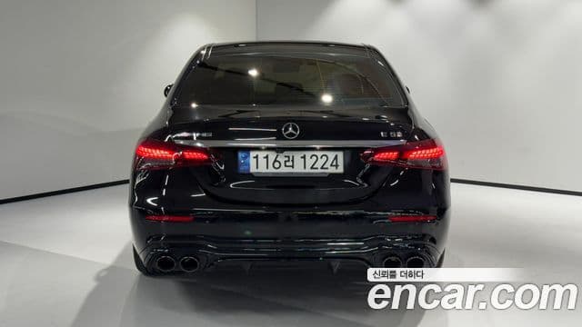 Mercedes-Benz E-Class 2023 — Фото 4/20