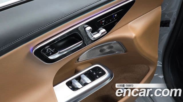 Mercedes-Benz E-Class 2024 — Şəkil 19/20