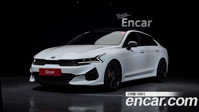Kia K5 2020 — фото 1 из 20