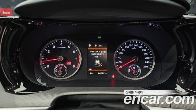 Kia K5 2020 — фото 8 из 20