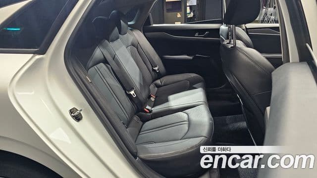 Kia K5 2020 — фото 12 из 20