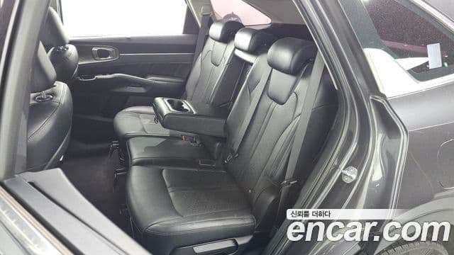 Kia Sorento 2020 — Фото 11/20