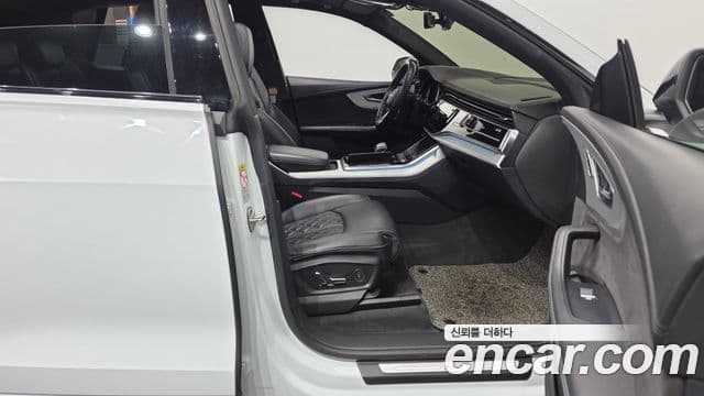 Audi Q8 2021 — Şəkil 3/20