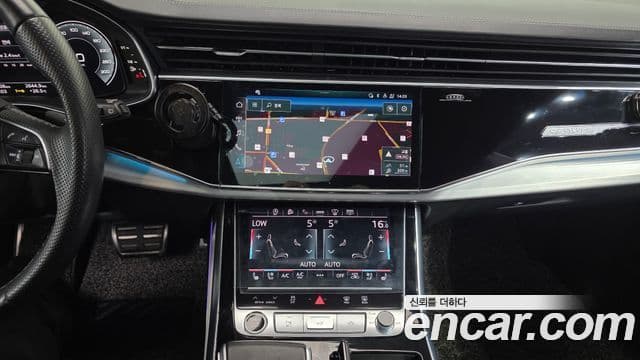 Audi Q8 2021 — Şəkil 9/20