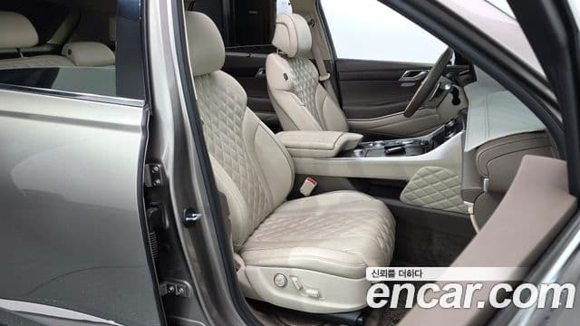 Genesis GV80 2020 — ფოტო 19/20