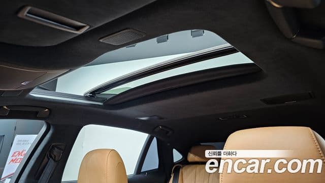 Lexus LS500 2022 — Photo 6/30