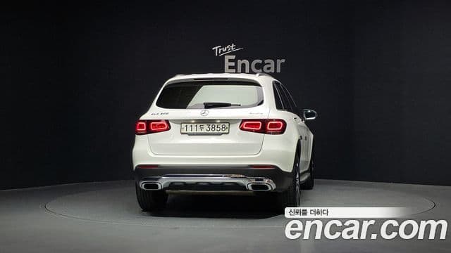 Mercedes-Benz GLC-Class 2020 — ფოტო 3/20