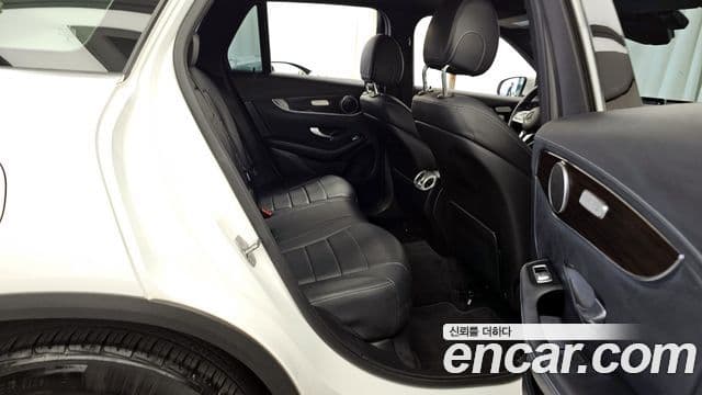 Mercedes-Benz GLC-Class 2020 — ფოტო 11/20