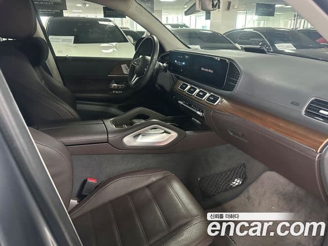 Mercedes-Benz GLE-Class 2020 — ფოტო 13/17