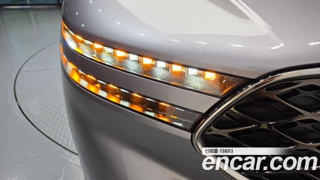 Genesis G90 2022 — Photo 1/35