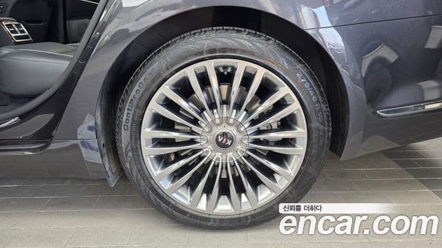 Kia The K9 2020 — Photo 29/35
