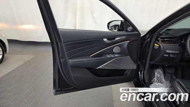 Kia The K9 2020 — Photo 26/35