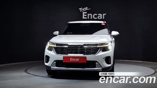 Kia Seltos 2024 — ფოტო 3/20