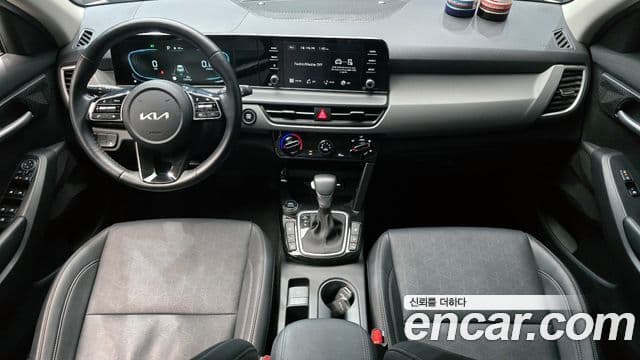 Kia Seltos 2024 — ფოტო 7/20