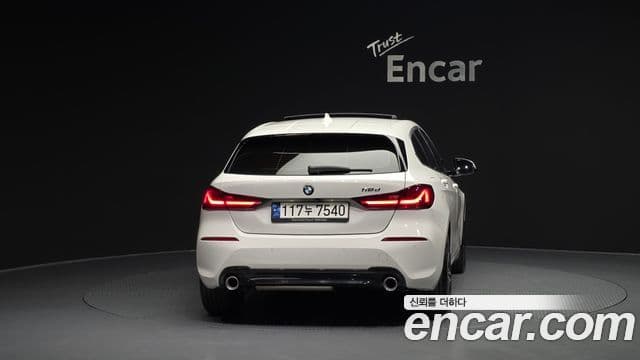 BMW 1 Series 2020 — ფოტო 4/20