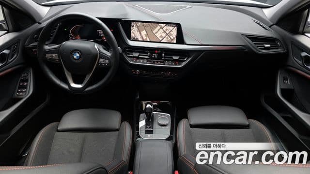 BMW 1 Series 2020 — ფოტო 7/20