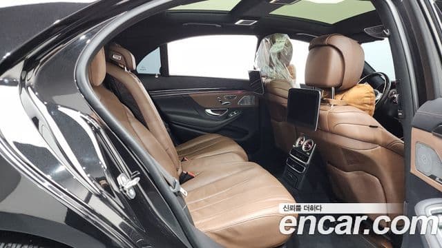 Mercedes-Benz S-Class 2018 — Фото 10/20