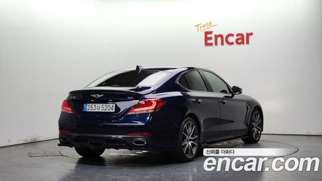 Genesis G70 2018 — ფოტო 2/20