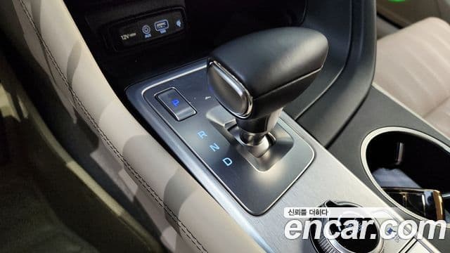Genesis G70 2018 — ფოტო 9/20