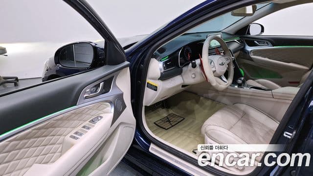 Genesis G70 2018 — ფოტო 10/20