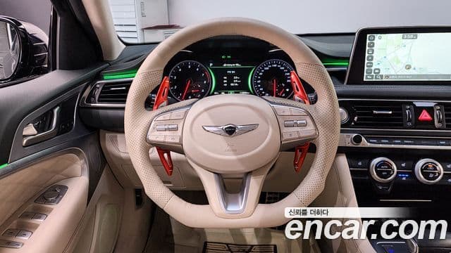 Genesis G70 2018 — ფოტო 13/20
