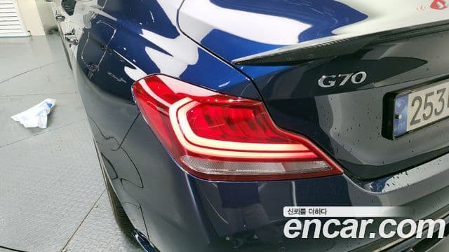 Genesis G70 2018 — Şəkil 28/32