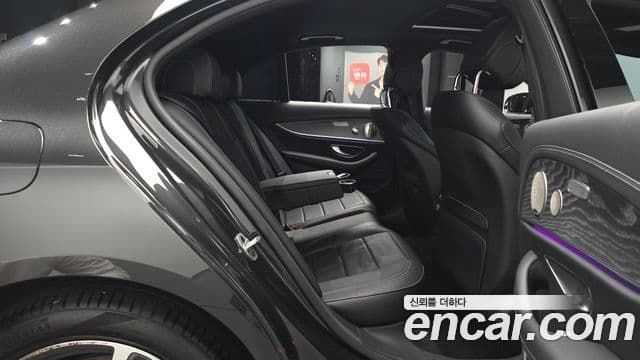 Mercedes-Benz E-Class 2022 — Şəkil 11/20