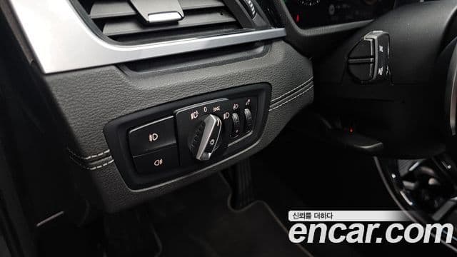 BMW X1 2022 — ფოტო 18/20