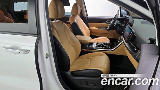 Kia Carnival 2020 — Фото 11/20