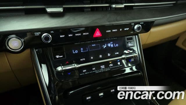 Kia Carnival 2020 — Фото 18/20