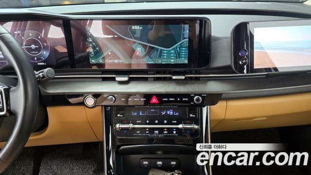 Kia Carnival 2020 — Фото 19/20
