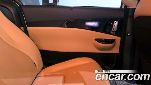 Kia Carnival 2020 — Şəkil 11/30