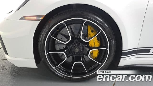 Porsche 911 2024 — ფოტო 5/20