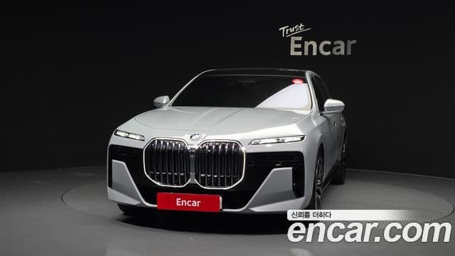 BMW 7 Series 2025 — Şəkil 3/20
