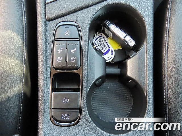 Kia Niro 2021 — Şəkil 13/20