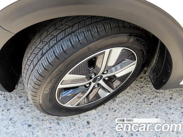Kia Niro 2021 — Şəkil 20/20